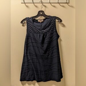 Le Grenier Sleeveless dark blue Textured top size medium
